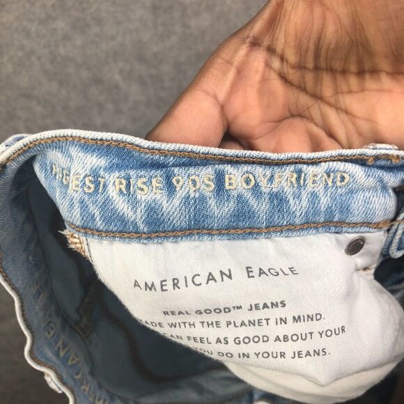AMERICAN EAGLE Women's Highest Rise 90s Boyfriend Distressed  2 Reg Light Wash - Picture 7 of 11